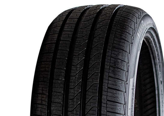 Llanta PIRELLI CINTURATO P7 235/40R19 DIBUJO